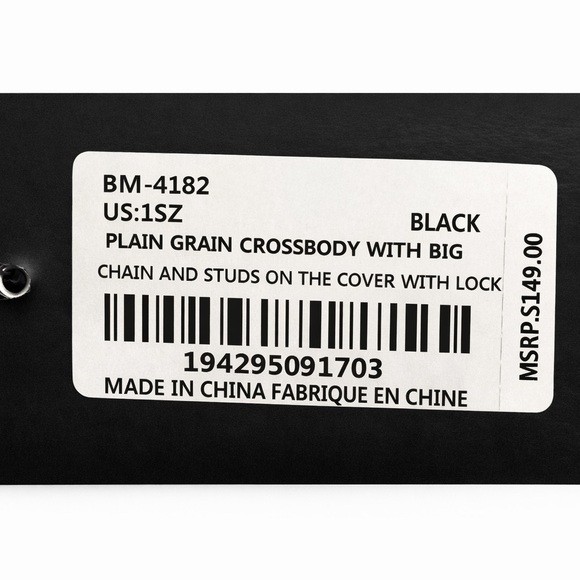 NWT Badgly Mishka plain crossbody or tote. Strap unsnaps. One pocket inside. - Picture 4 of 8